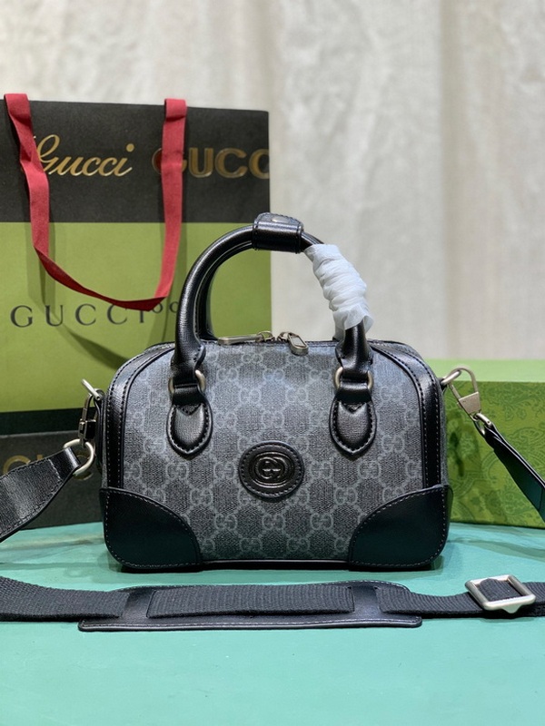 Gucci Handbags 1165